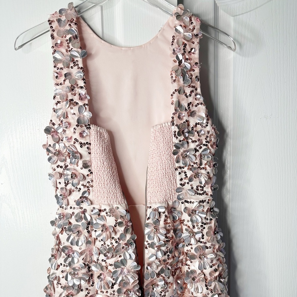 NWOT Alice + Olivia Lindsey Embellished Mini Gown Size 2 Blush Rose MSRP $995 - Picture 7 of 16